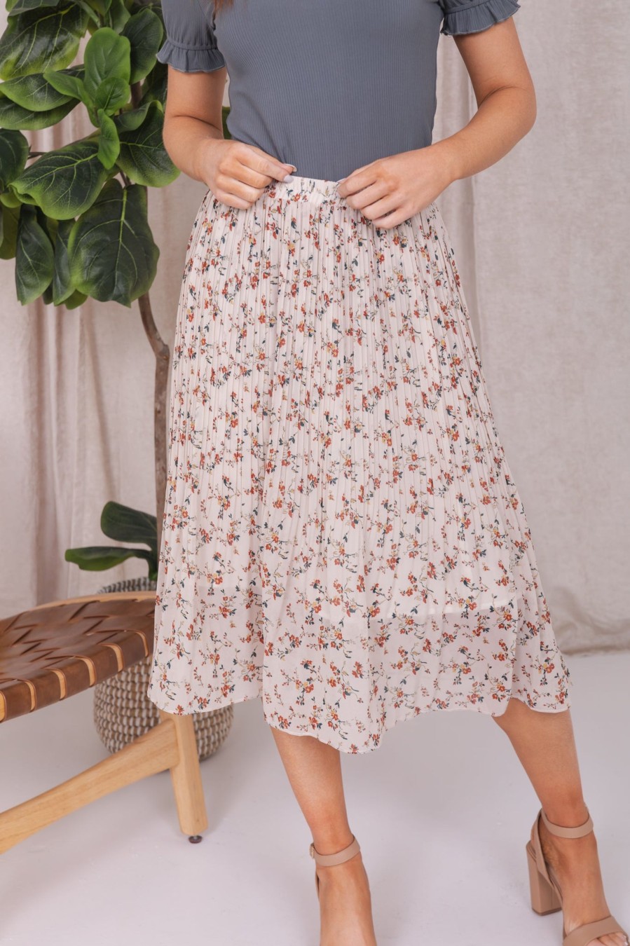 Skirts Mikarose Clothing | Pleated Midi Skirt In Cottage White Blossom Final Sale